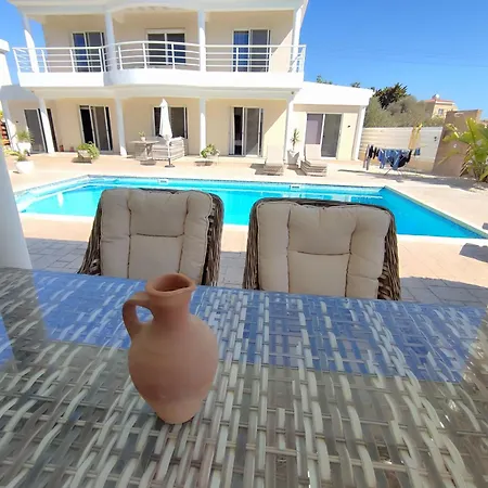 Romano Villa Paphos